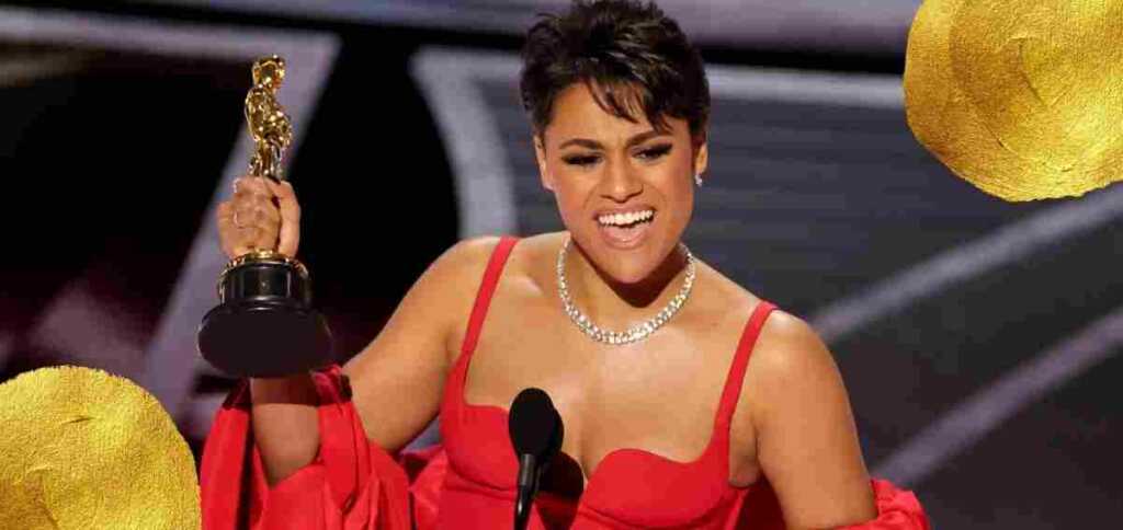 Ariana DeBose, chi è la prima donna afro-latina e queer a vincere un Oscar