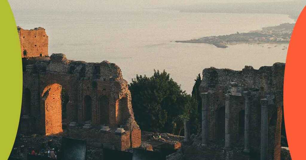 10 siti archeologici con vista mare da scoprire e vivere