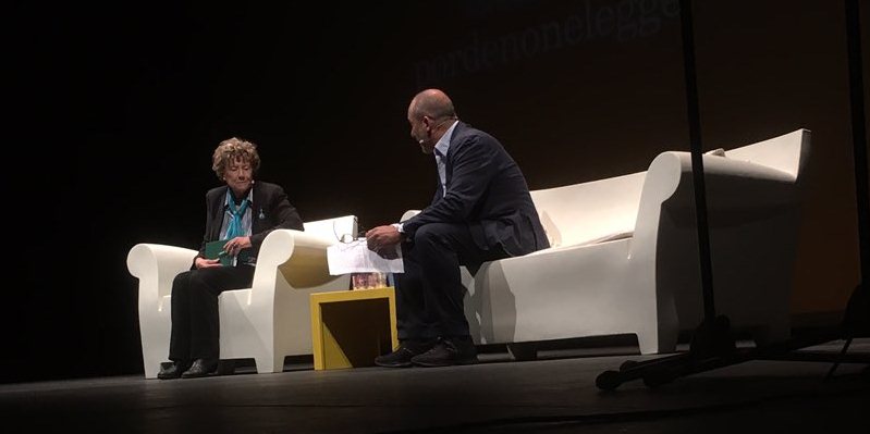 Dacia Maraini, "Lo scrittore è un palombaro, porta in superficie oggetti nascosti"