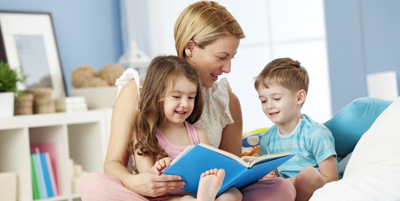 Leggere favole ai bambini