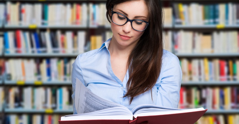 10 frasi che ogni amante dei libri ha detto almeno una volta nella vita