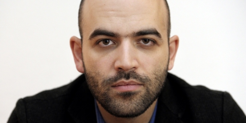 "Vivere sotto scorta è una tragedia", la replica di Roberto Saviano a Matteo Salvini