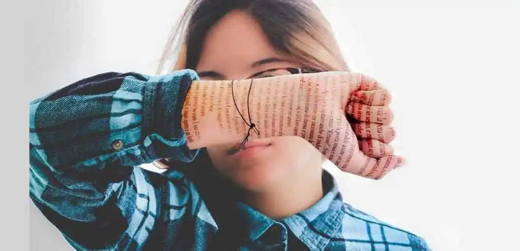 10 frasi per chi ha paura del giudizio degli altri