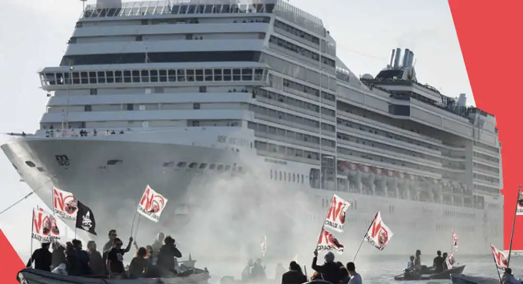 Venezia, la profezia di Banksy si è avverata